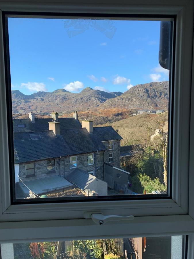 Cosy Cottage In Picturesque Snowdonia With Stunning Views Of The Moelwyn Mountains Blaenau Ffestiniog Εξωτερικό φωτογραφία